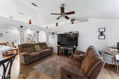 398 Taunton Road SW, Palm Bay, FL 32908 - Photo 13