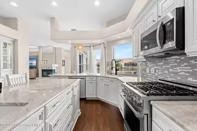 630 Newport Drive, Indialantic, FL 32903 - Photo 15