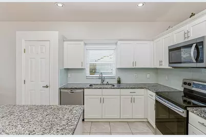 1069 S Fork Circle, Melbourne, FL 32901 - Photo 9