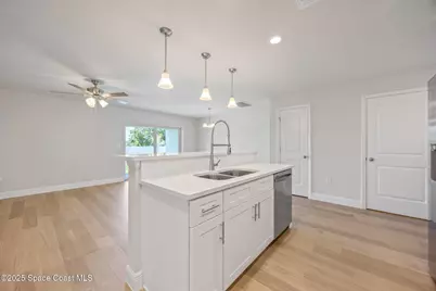 218 Hidden Woods Place, Melbourne, FL 32901 - Photo 7