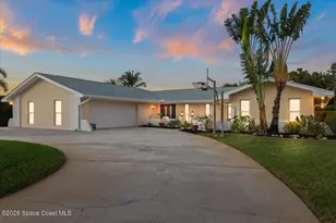 808 Puesta Del Sol Plaza, Indialantic, FL 32903 - Photo 1