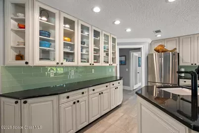 808 Puesta Del Sol Plaza, Indialantic, FL 32903 - Photo 11