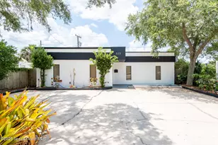 315 E Strawbridge Ave, Melbourne, FL 32901 - Photo 1