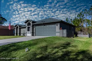 1117 Sapphire St SE, Palm Bay, FL 32909 - Photo 3