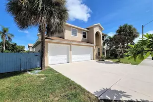 239 Corona Ave, Cocoa Beach, FL 32931 - Photo 3