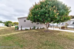 807 Beech Ct, Barefoot Bay, FL 32976 - Photo 29