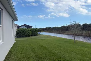 8352 Laguna Cir, Micco, FL 32976 - Photo 33