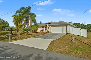 1175 Altamira St NW, Palm Bay, FL 32907 - Photo 3