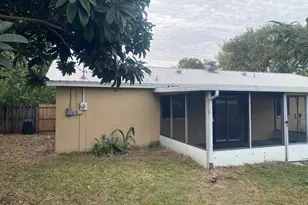 599 Chantilly Dr, Melbourne, FL 32935 - Photo 7