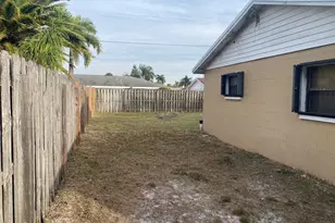 599 Chantilly Dr, Melbourne, FL 32935 - Photo 15