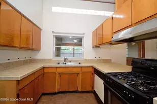 150 W Alachua Ln, Cocoa Beach, FL 32931 - Photo 5