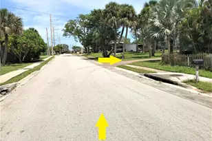 1981 Guava Ave, Melbourne, FL 32935 - Photo 19