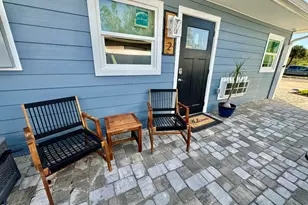 208 W Seminole Ave, Melbourne, FL 32901 - Photo 1