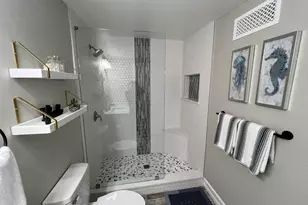 208 W Seminole Ave, Melbourne, FL 32901 - Photo 11