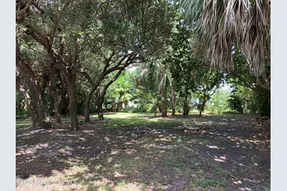 6845 Angeles Road, Melbourne Beach, FL 32951 - Photo 13