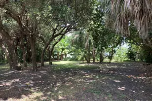 6845 Angeles Rd, Melbourne Beach, FL 32951 - Photo 13