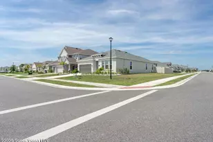 2792 Pinwherry St NW, Palm Bay, FL 32907 - Photo 3