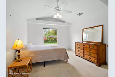 1060 Pine Creek Circle NE, Palm Bay, FL 32905 - Photo 15