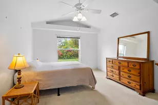 1060 Pine Creek Cir NE, Palm Bay, FL 32905 - Photo 15