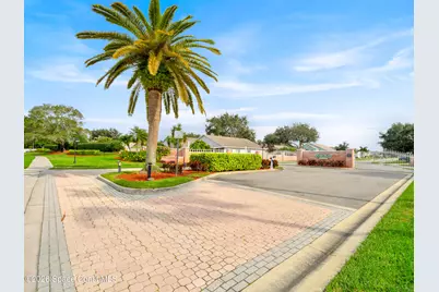 1060 Pine Creek Circle NE, Palm Bay, FL 32905 - Photo 31