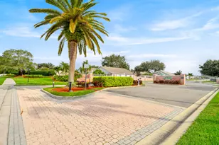 1060 Pine Creek Cir NE, Palm Bay, FL 32905 - Photo 31