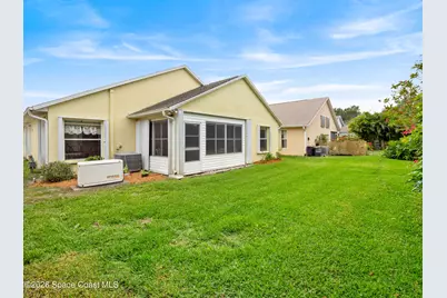 1060 Pine Creek Circle NE, Palm Bay, FL 32905 - Photo 33