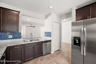 389 Guinevere Dr SW, Palm Bay, FL 32908 - Photo 11