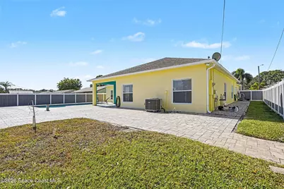 315 Bryn Mawr Avenue NE, Palm Bay, FL 32907 - Photo 35