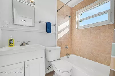 115 W Seminole Avenue #211, Melbourne, FL 32901 - Photo 13