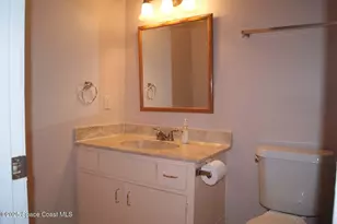 1081 Ivanhoe St NW, Melbourne, FL 32907 - Photo 15