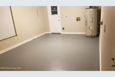 1081 Ivanhoe Street NW, Melbourne, FL 32907 - Photo 3