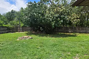 1081 Ivanhoe St NW, Melbourne, FL 32907 - Photo 11