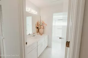 905 Maplewood Ct, Melbourne, FL 32940 - Photo 9