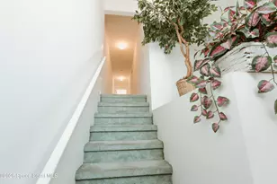 905 Maplewood Ct, Melbourne, FL 32940 - Photo 9