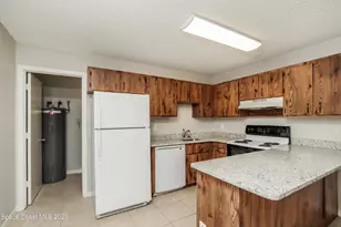 339 13th Ln SW, Vero Beach, FL 32962 - Photo 9