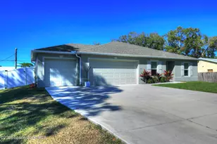 938 Clearmont St, Sebastian, FL 32958 - Photo 3