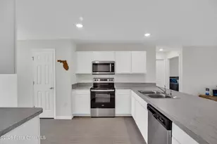 938 Clearmont St, Sebastian, FL 32958 - Photo 11