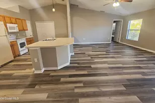 249 Americana Blvd NE, Palm Bay, FL 32907 - Photo 5