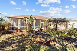 111 SW Ladybug Dr, Port Saint Lucie, FL 34953 - Photo 39