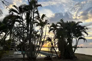 464 Angelo Ln, Cocoa Beach, FL 32931 - Photo 9