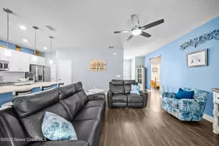 553 Rembrandt St SE, Palm Bay, FL 32909 - Photo 9