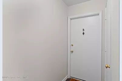 913 S Colonial Court #Unit B, Indian Harbour Beach, FL 32937 - Photo 5