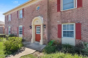 913 S Colonial Ct, Indian Harbour Beach, FL 32937 - Photo 3