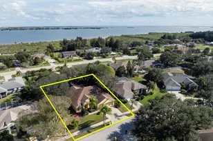 2703 Barrow Dr, Merritt Island, FL 32952 - Photo 5