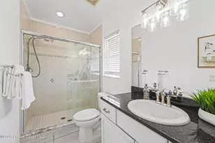 14215 N Bayshore Dr W, Madeira Beach, FL 33708 - Photo 13