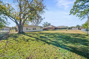 781 August St SE, Palm Bay, FL 32909 - Photo 19