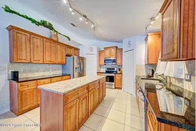 261 Franciscan Avenue NW, Palm Bay, FL 32907 - Photo 7