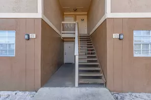 125 Bristol Ln, Melbourne, FL 32935 - Photo 3