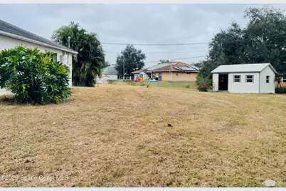 301 Gage Street SE, Palm Bay, FL 32909 - Photo 15