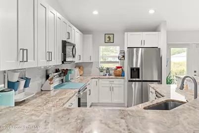 8615 102nd Court, Vero Beach, FL 32967 - Photo 13